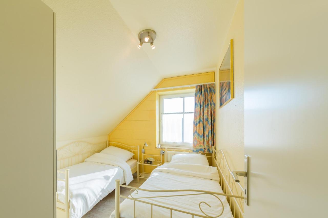 Der Suedschwede ... Dein Gaestehaus Mitten In Zingst Und Nah Zum Strand Exterior photo