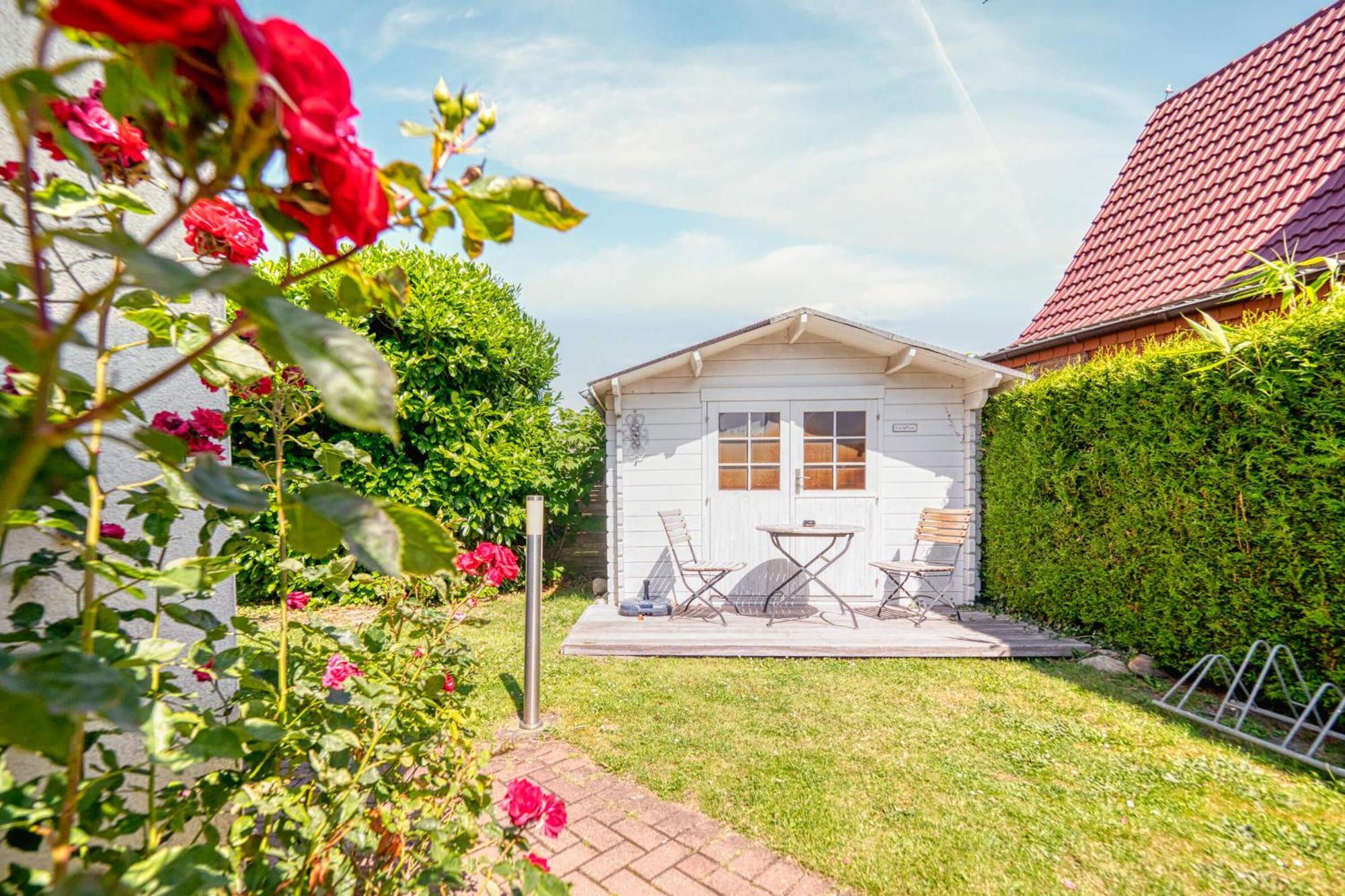 Der Suedschwede ... Dein Gaestehaus Mitten In Zingst Und Nah Zum Strand Exterior photo